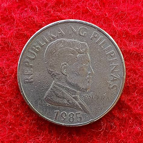 1 piso 1985 coin value|1 Piso (Large type) .